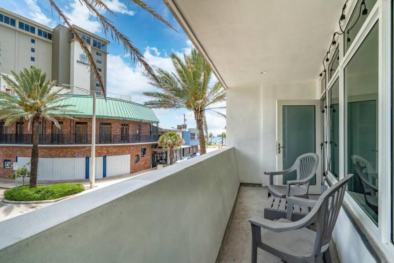 The Purple Pelican Beachfront With Ocean Balcony Unit 1 Fort Lauderdale Eksteriør bilde