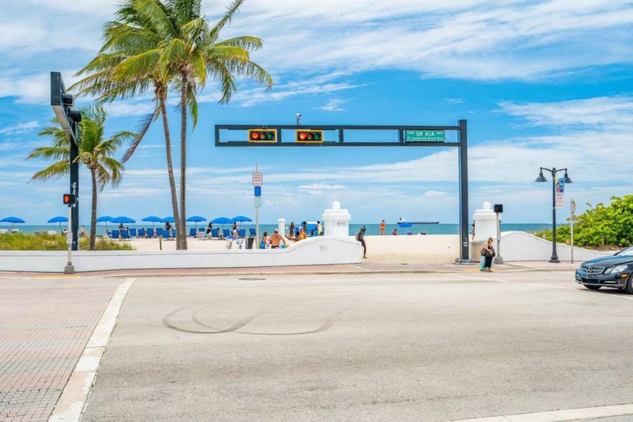 The Purple Pelican Beachfront With Ocean Balcony Unit 1 Fort Lauderdale Eksteriør bilde
