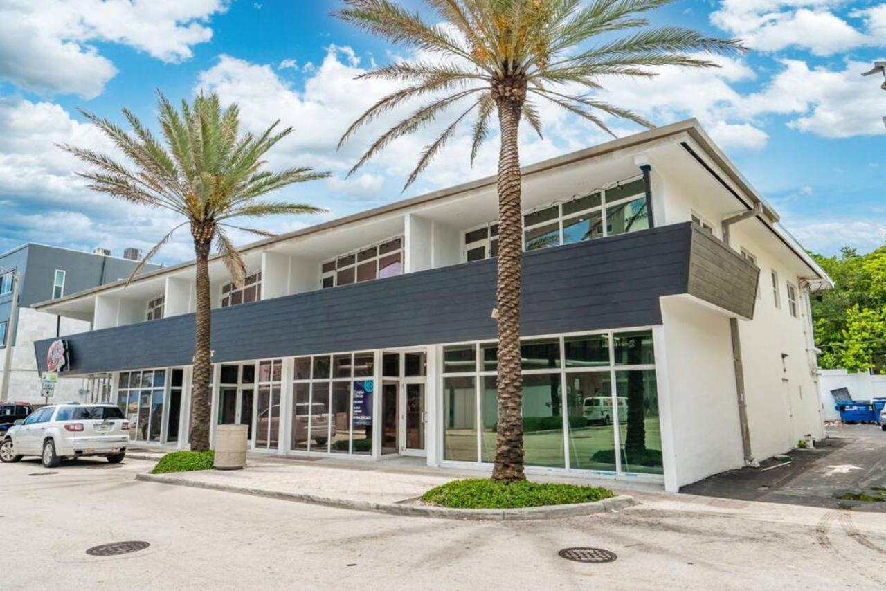 The Purple Pelican Beachfront With Ocean Balcony Unit 1 Fort Lauderdale Eksteriør bilde