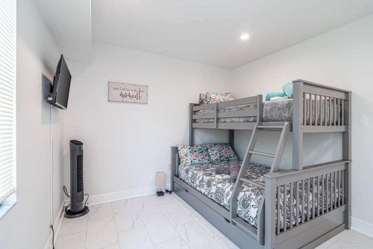 The Purple Pelican Beachfront With Ocean Balcony Unit 1 Fort Lauderdale Eksteriør bilde